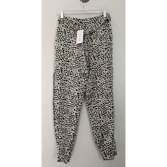 🆕 Lovers + Friends Macie Pants in Black Leopard Size Small - Picture 5 of 13